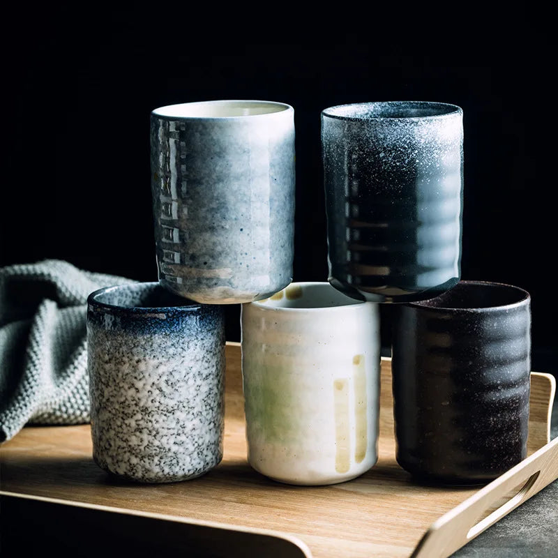 Copo Tumbler Japonês em Cerâmica Pintada Artesanal