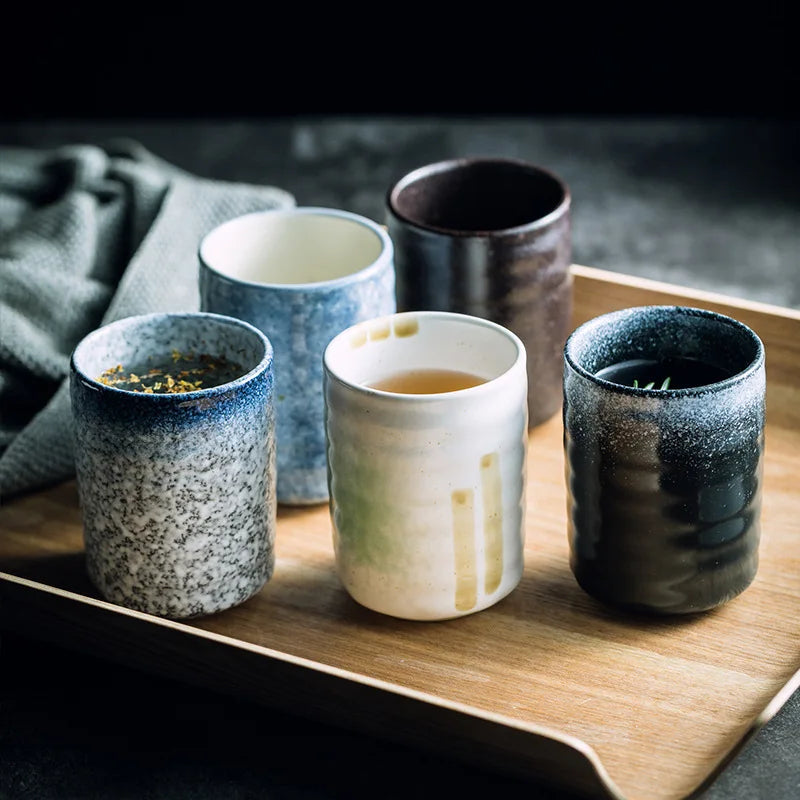 Copo Tumbler Japonês em Cerâmica Pintada Artesanal